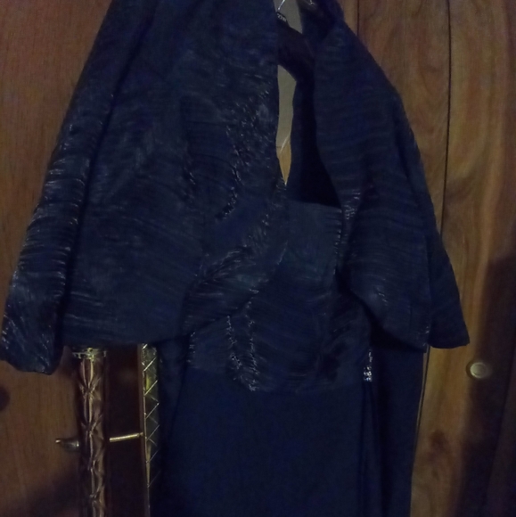 Black Formal - Picture 4 of 5